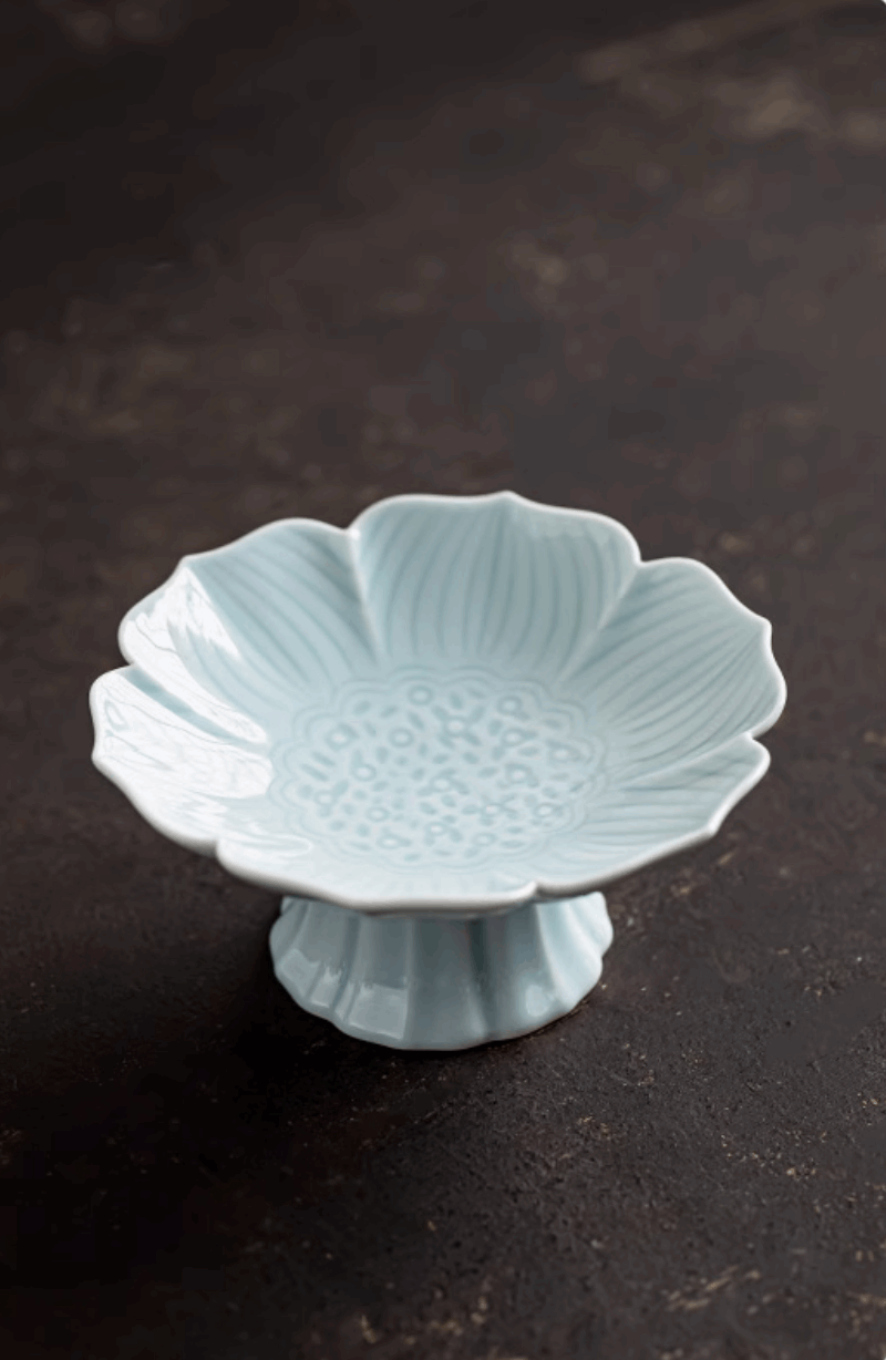 light blue lotus serving platter