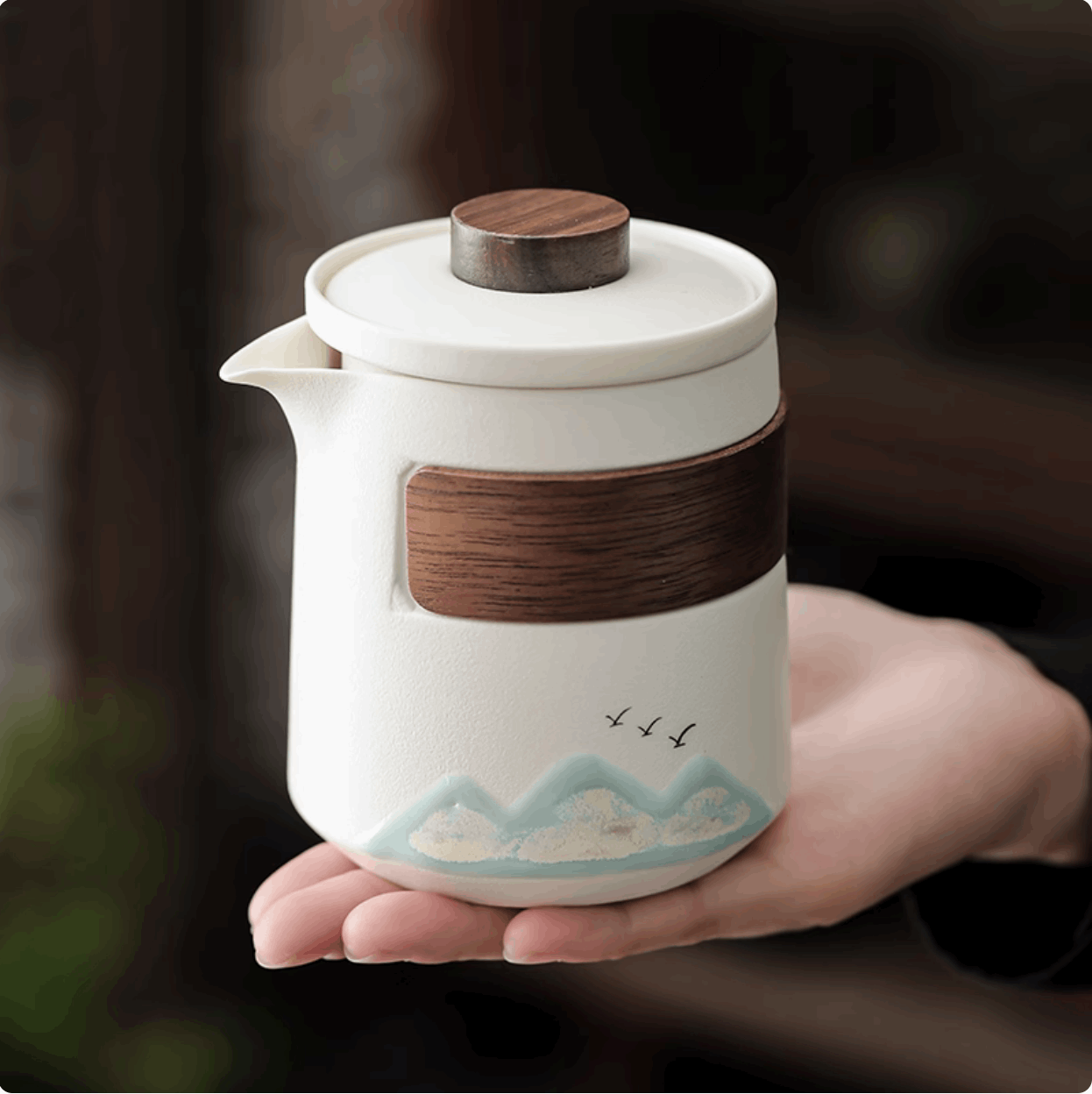 white teapot