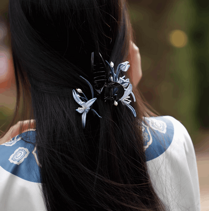 pearl with light blue flower claw clip on hair